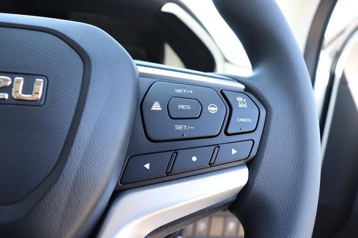 2025 Isuzu D-MAX SX High Ride