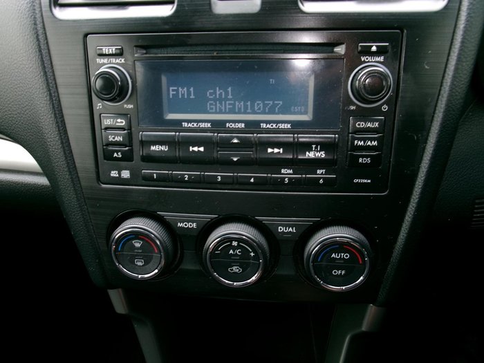 2014 Subaru Forester 2.5i Luxury