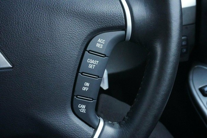 2020 Mitsubishi Pajero GLS