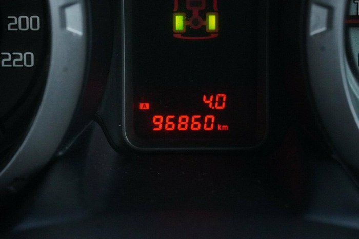 2020 Mitsubishi Pajero GLS