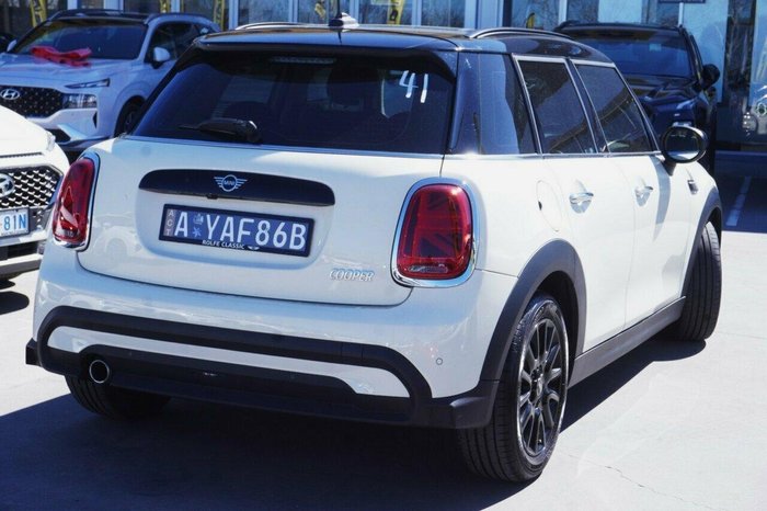 2021 MINI Hatch Cooper Classic