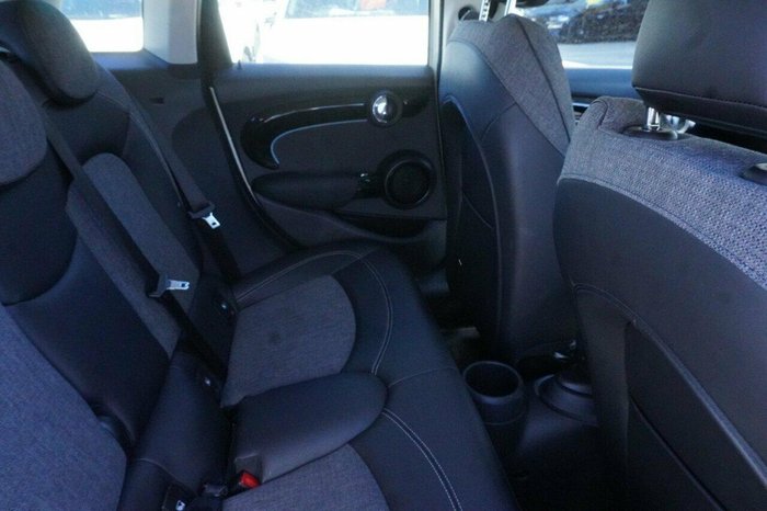 2021 MINI Hatch Cooper Classic