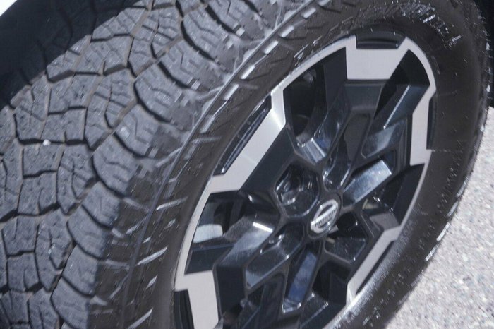 2021 Nissan Navara ST-X