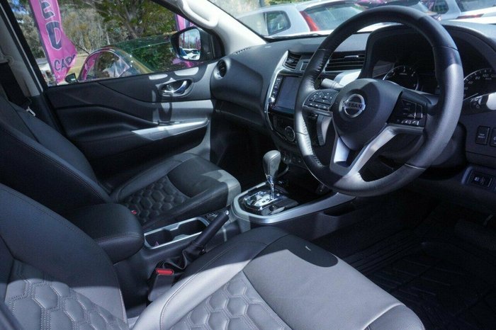 2021 Nissan Navara ST-X