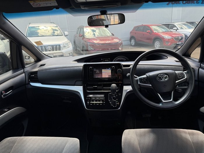 2018 Toyota Tarago GLi