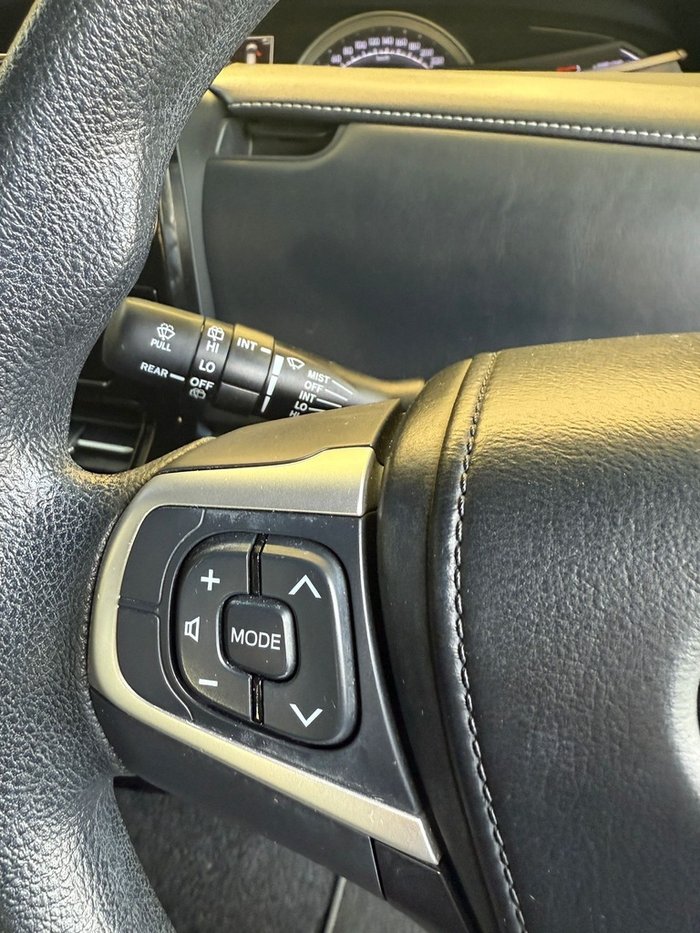 2018 Toyota Tarago GLi