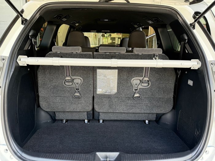 2018 Toyota Tarago GLi