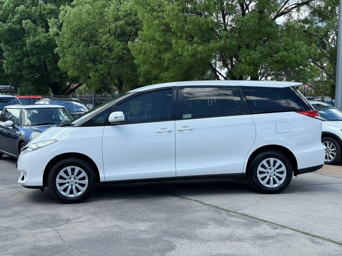 2018 Toyota Tarago GLi