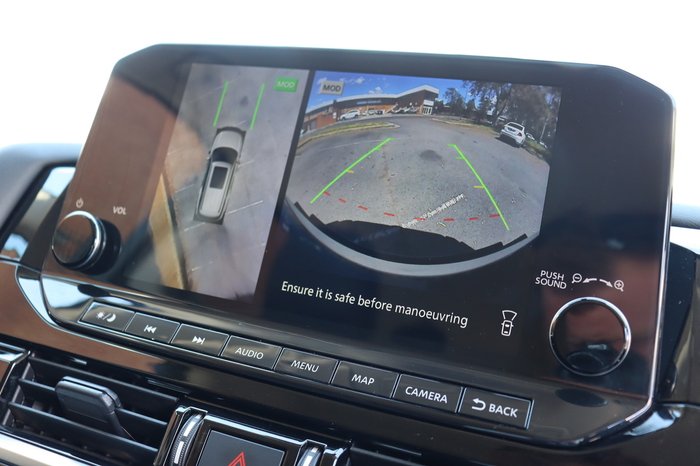 2022 Nissan Pathfinder ST-L