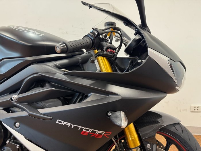 2015 Triumph DAYTONA 675 Black