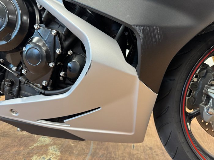 2015 Triumph DAYTONA 675 Black