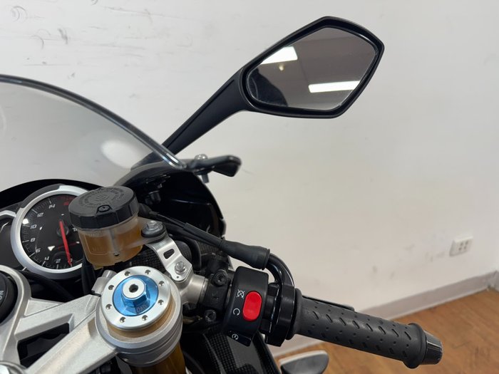2015 Triumph DAYTONA 675 Black