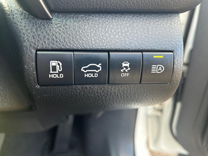 2020 Toyota Camry Ascent ASV70R Frosted White