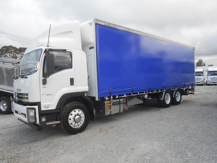 2018 Isuzu Fvl FVL 2400/300 WHITE