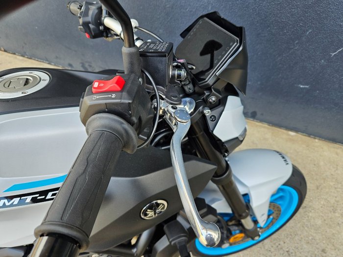2025 Yamaha 2025 Yamaha 655CC MT-07 LA (ABS) Road GREY