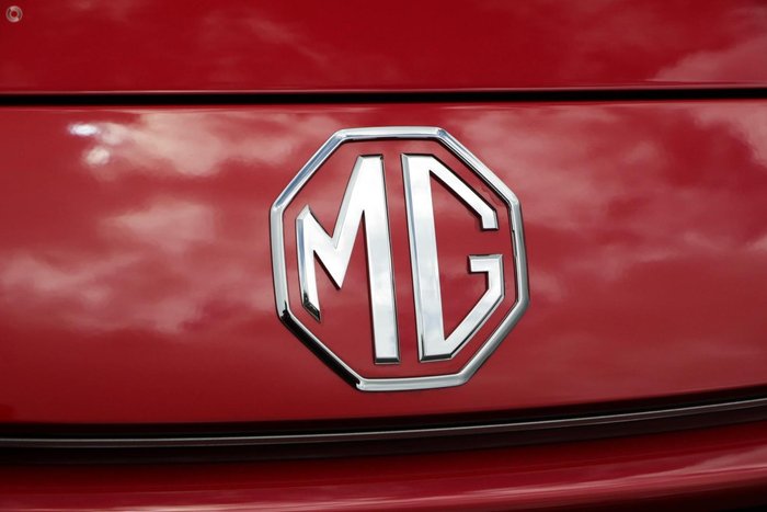 2025 MG ZS Essence Hybrid+