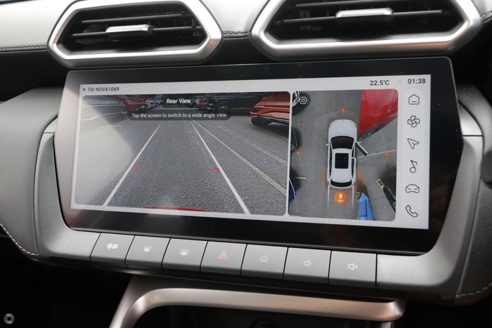 2025 MG ZS Essence Hybrid+