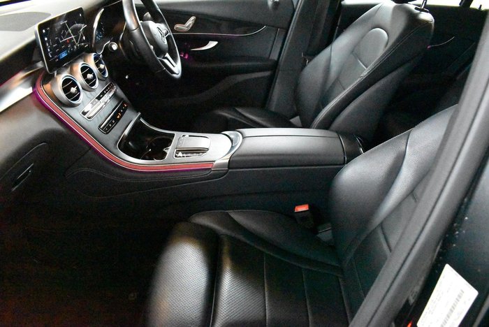 2020 Mercedes-Benz GLC-Class GLC200