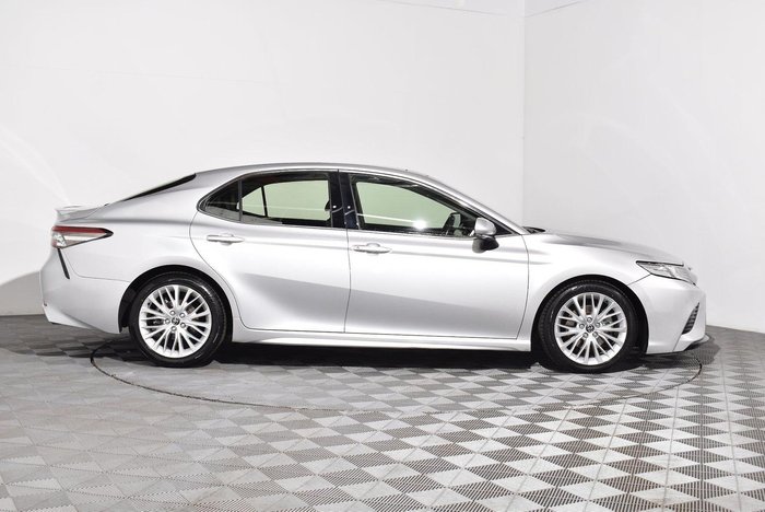 2018 Toyota Camry SL