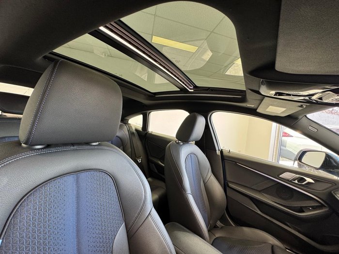 2023 BMW 2 Series 220i M Sport