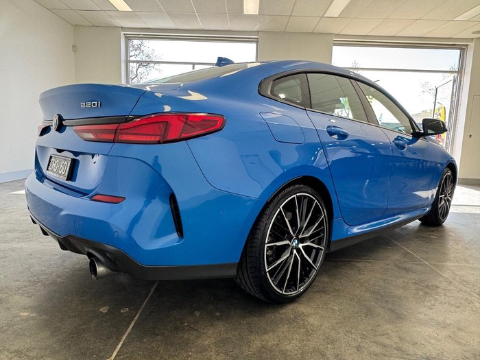 2023 BMW 2 Series 220i M Sport