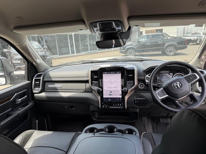 2023 RAM 2500 Laramie Rambox