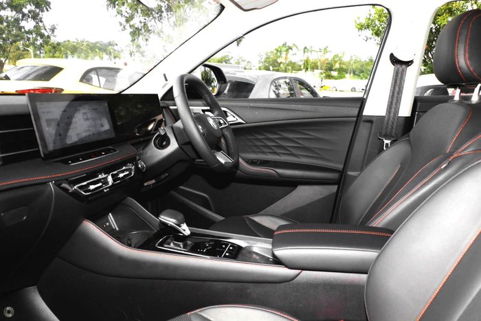 2025 MG HS Excite AS33 MY25 Cashmere Silver