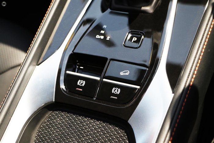 2025 MG HS Excite AS33 MY25 Diamond Red