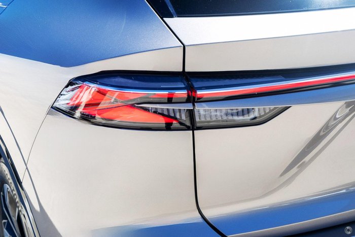 2025 MG HS Essence AS33 MY25 Cashmere Silver