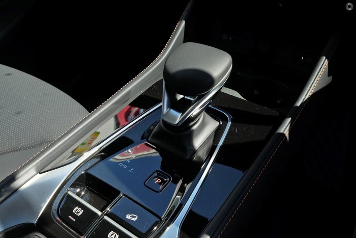 2025 MG HS Essence AS33 MY25 Black Pearl