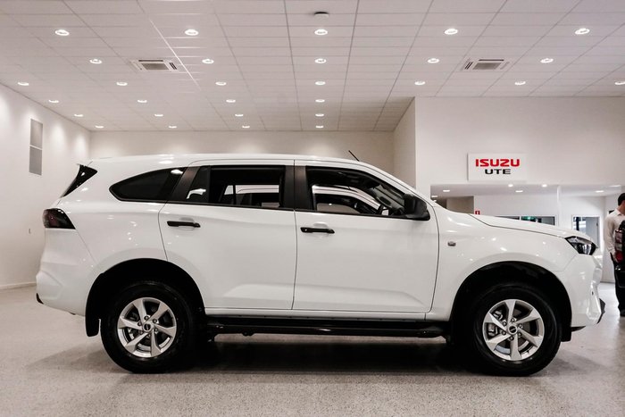 2025 Isuzu MU-X LS-M