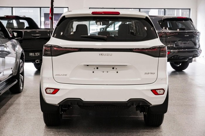 2025 Isuzu MU-X LS-M