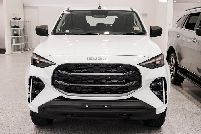 2025 Isuzu MU-X LS-M