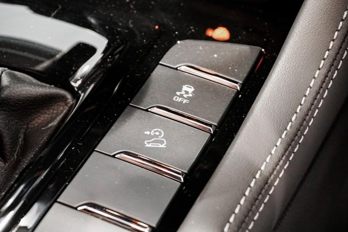 2025 Isuzu MU-X LS-U