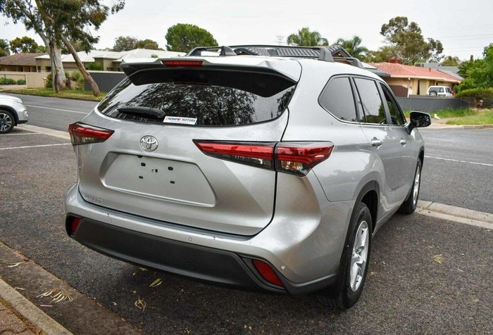 2023 Toyota Kluger GX