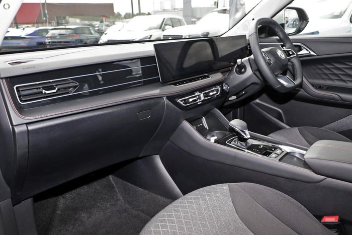 2025 MG HS Hybrid+ Excite AS33H MY25 Cashmere Silver