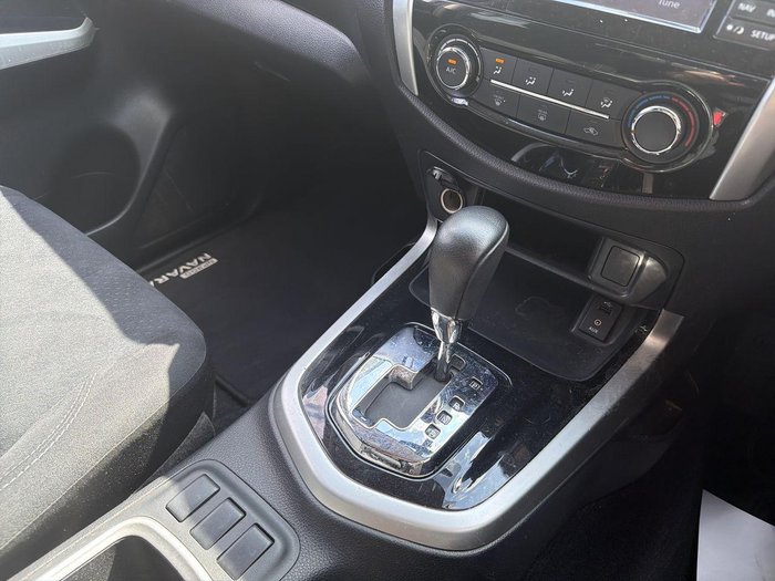 2017 Nissan Navara ST