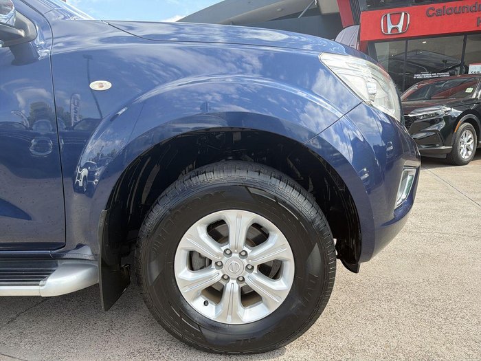 2017 Nissan Navara ST