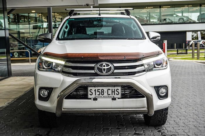 2016 Toyota Hilux SR5