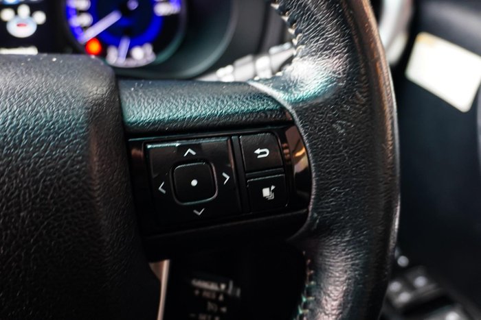 2016 Toyota Hilux SR5