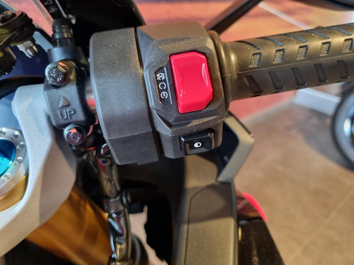 2025 Aprilia RS 660 Factory RS Black