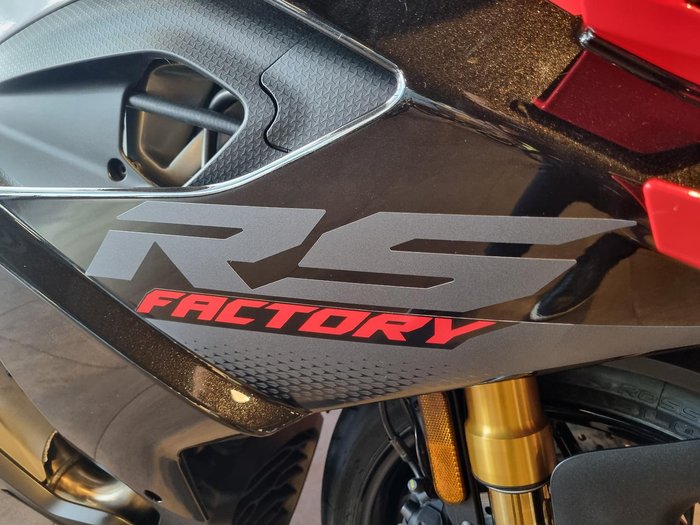 2025 Aprilia RS 660 Factory RS Black