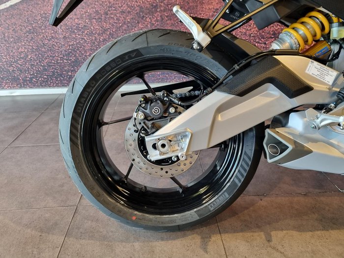 2025 Aprilia RS 660 Factory RS Black