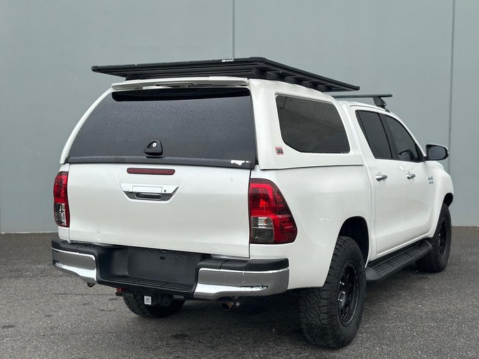 2019 Toyota Hilux SR5