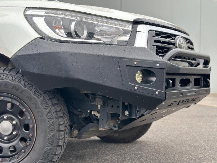 2019 Toyota Hilux SR5