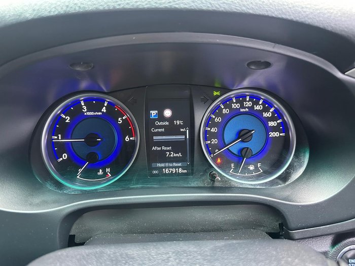 2019 Toyota Hilux SR5