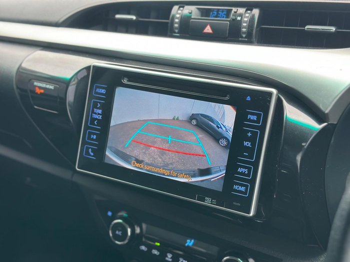 2019 Toyota Hilux SR5