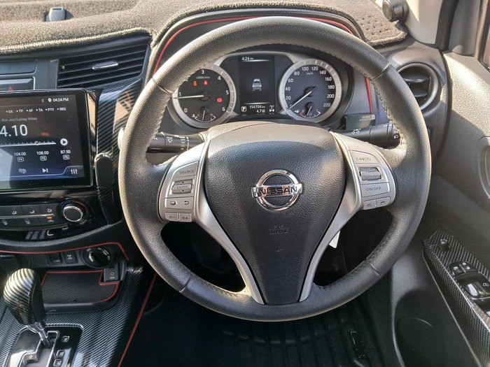 2017 Nissan Navara ST