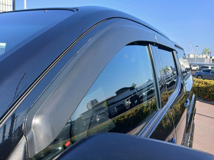 2017 Nissan Navara ST