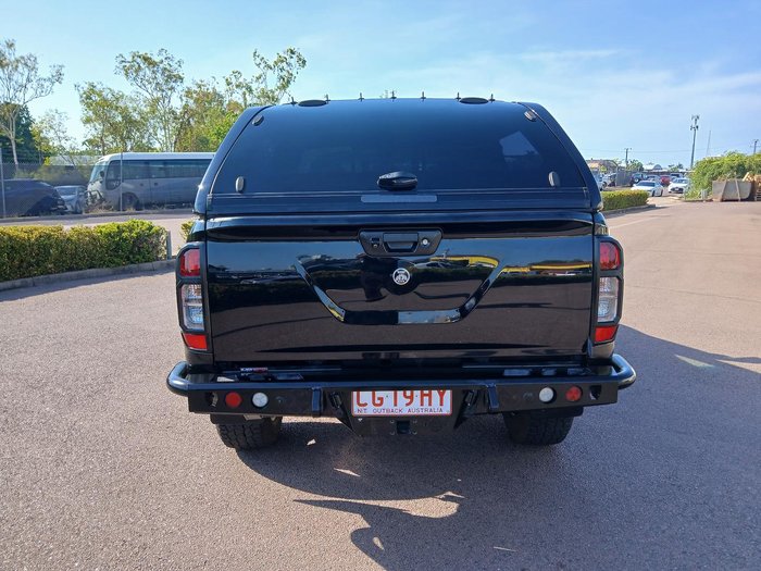 2017 Nissan Navara ST